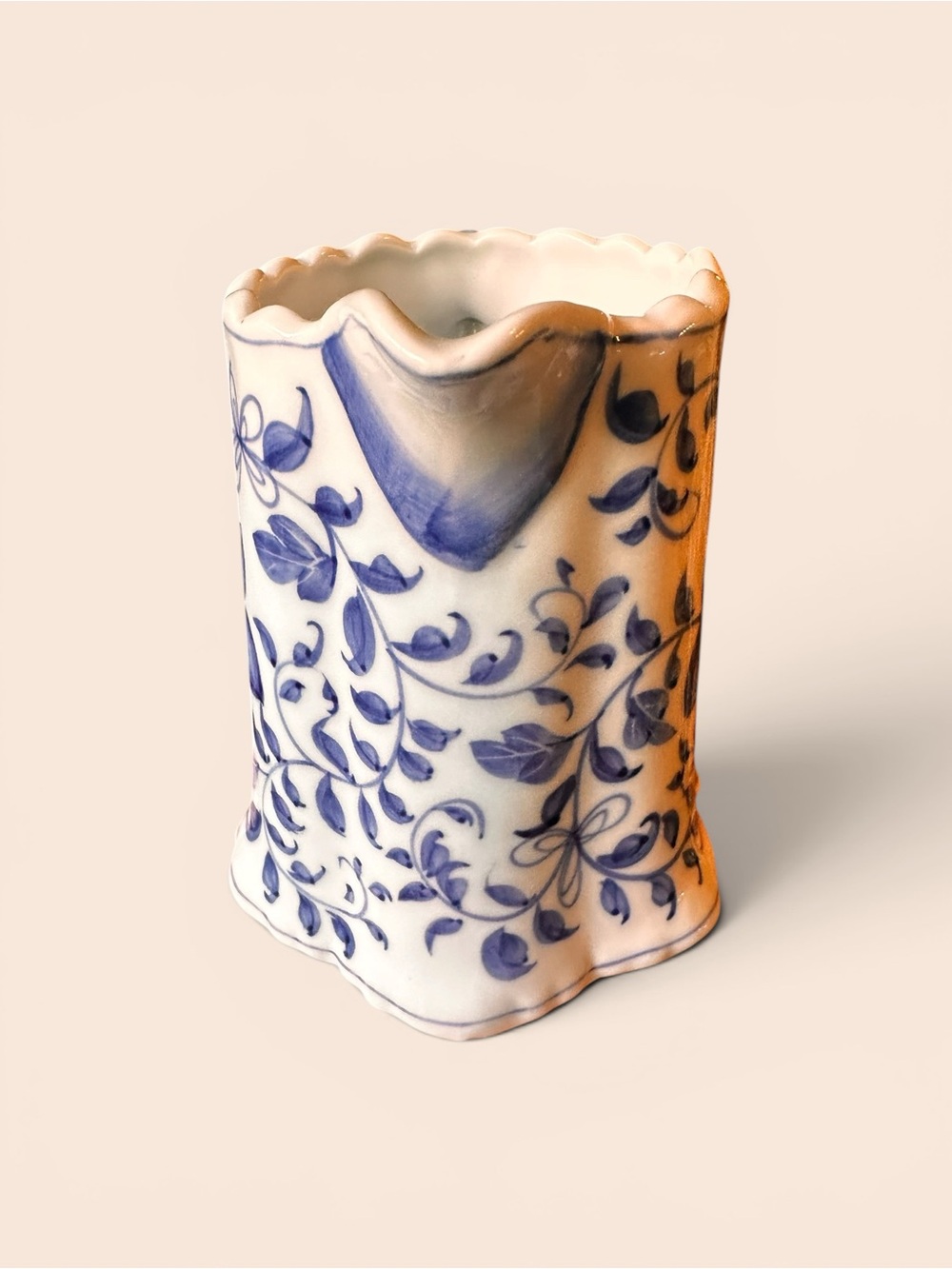 Vintage Andrea by Sadek Blue & White Floral Scalloped Ceramic Creamer Pitcher - Picture 4 of 11